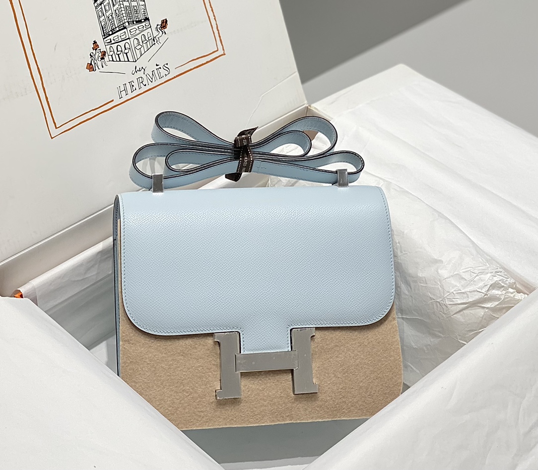 Hermes Constance 24cm Shoulder Bag In Pale Blue Epsom Leather